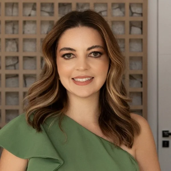 Dra. Gabriela Traiano, oftalmologista em Francisco Beltrão